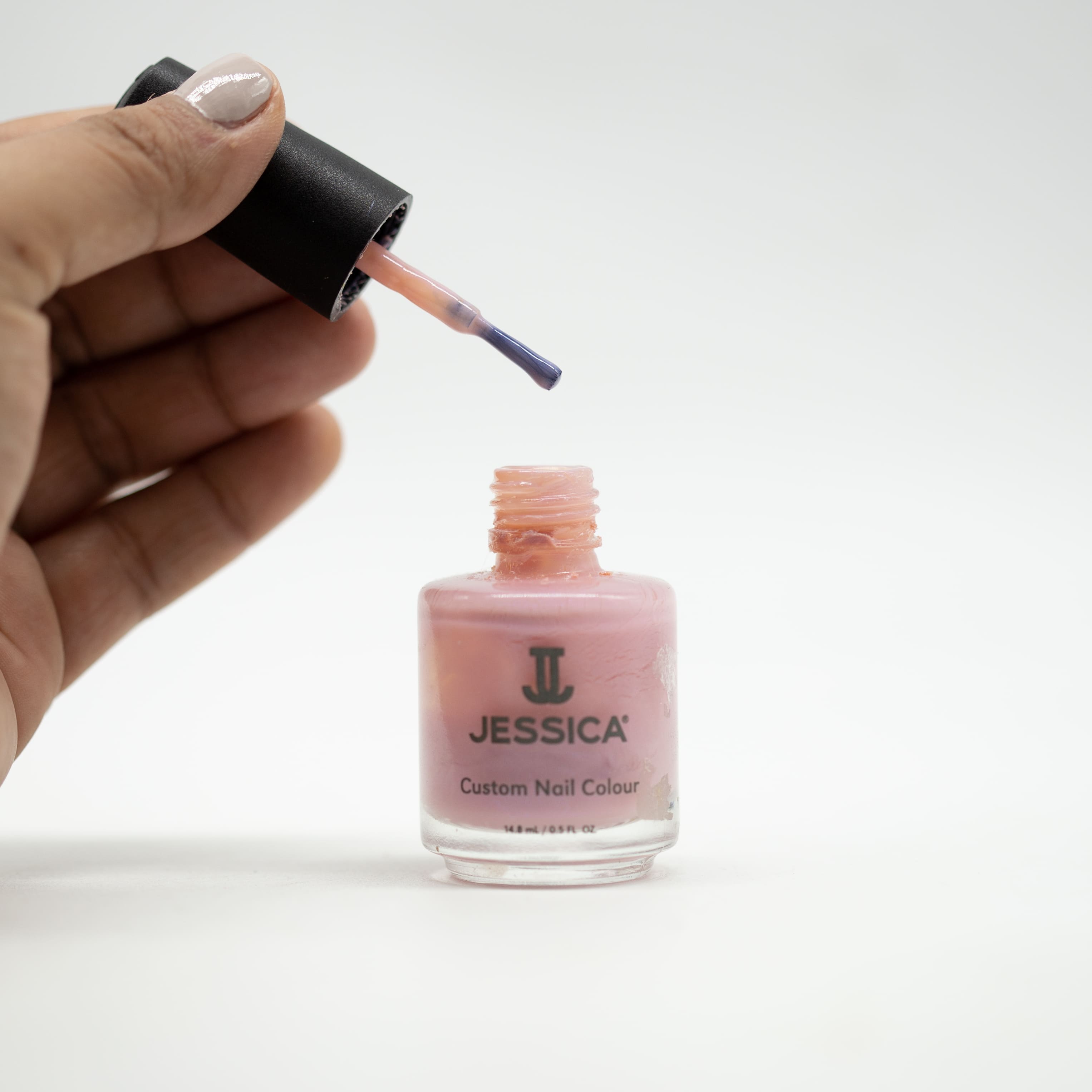 ESMALTE CNC 560