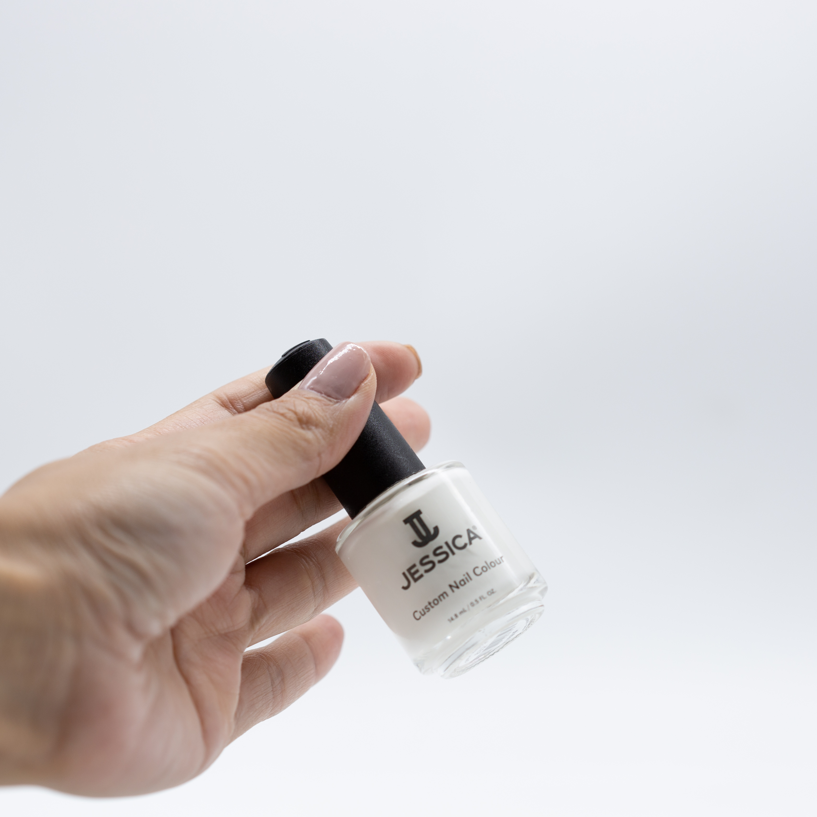 ESMALTE CNC 832